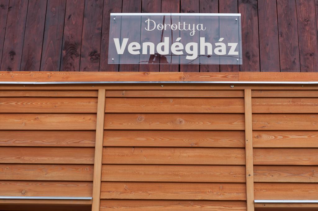 Dorottya Vendeghaz Hotel Hodmezovasarhely Exterior photo
